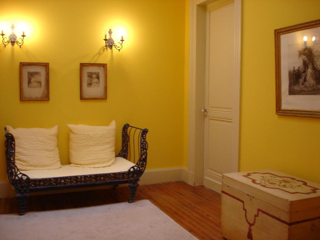 Chateau De Grenier Bed & Breakfast Saint-Leger  Room photo