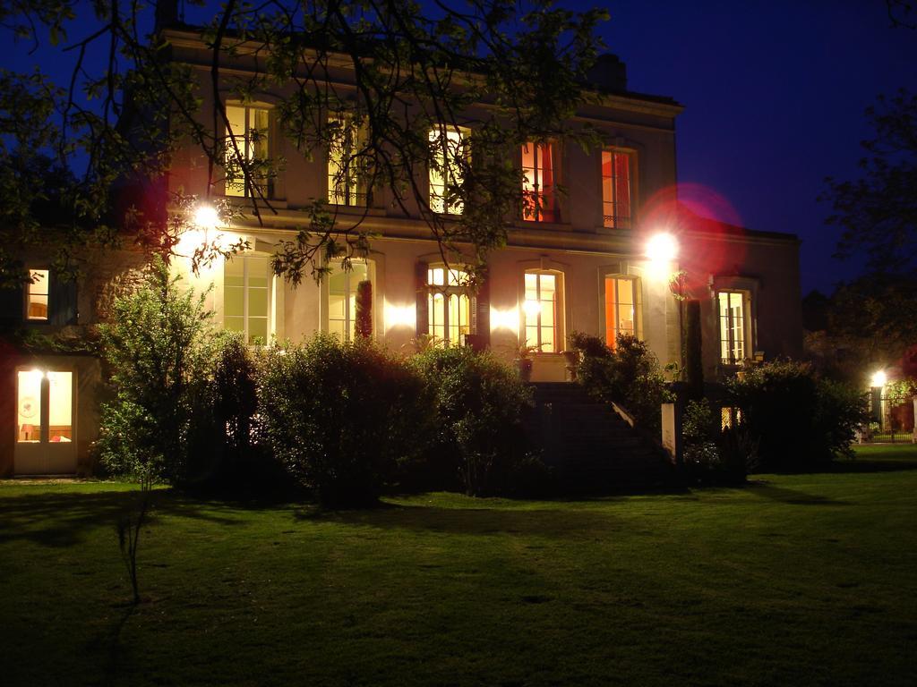 Chateau De Grenier Bed & Breakfast Saint-Leger  Exterior photo