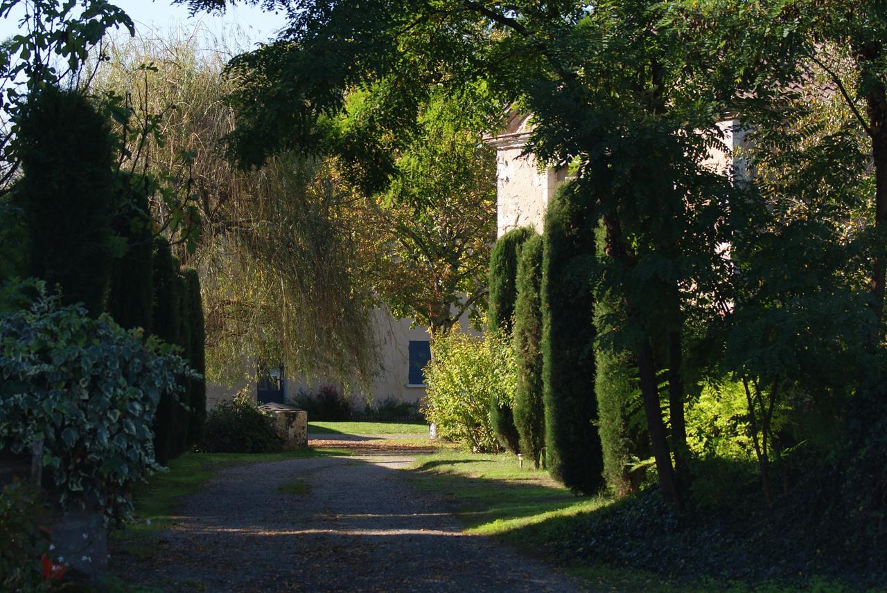 Chateau De Grenier Bed & Breakfast Saint-Leger  Exterior photo